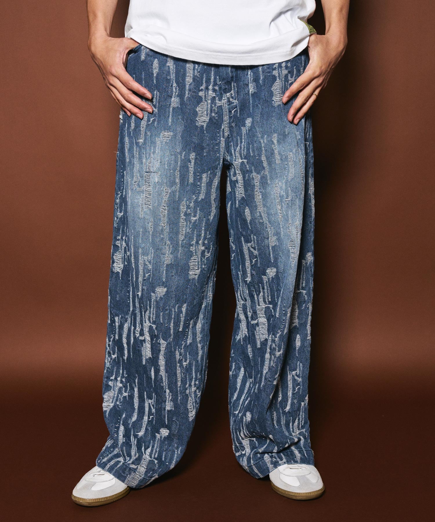 Splited denim pants