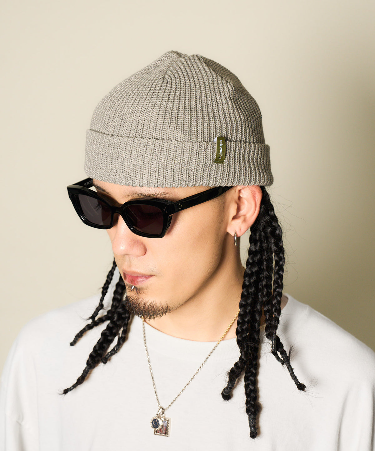 Essential beanie-thumbmail-12