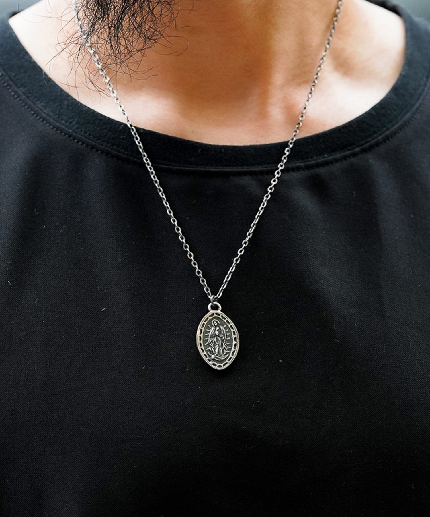 METAL NECKLACE-Guadalupe-