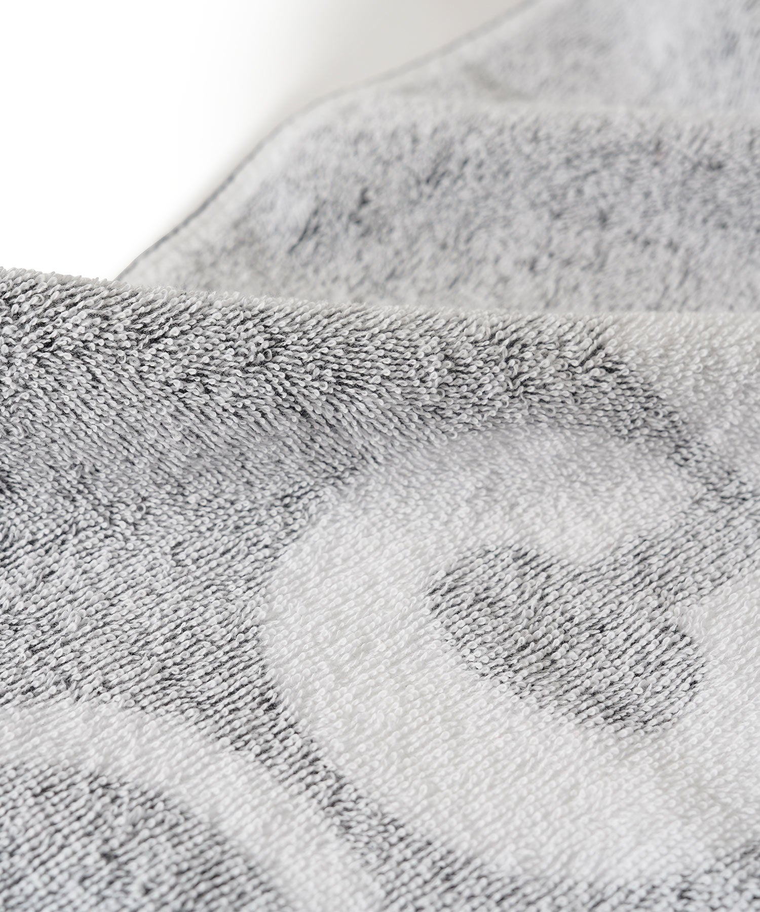 THE BASE towel-thumbmail-4