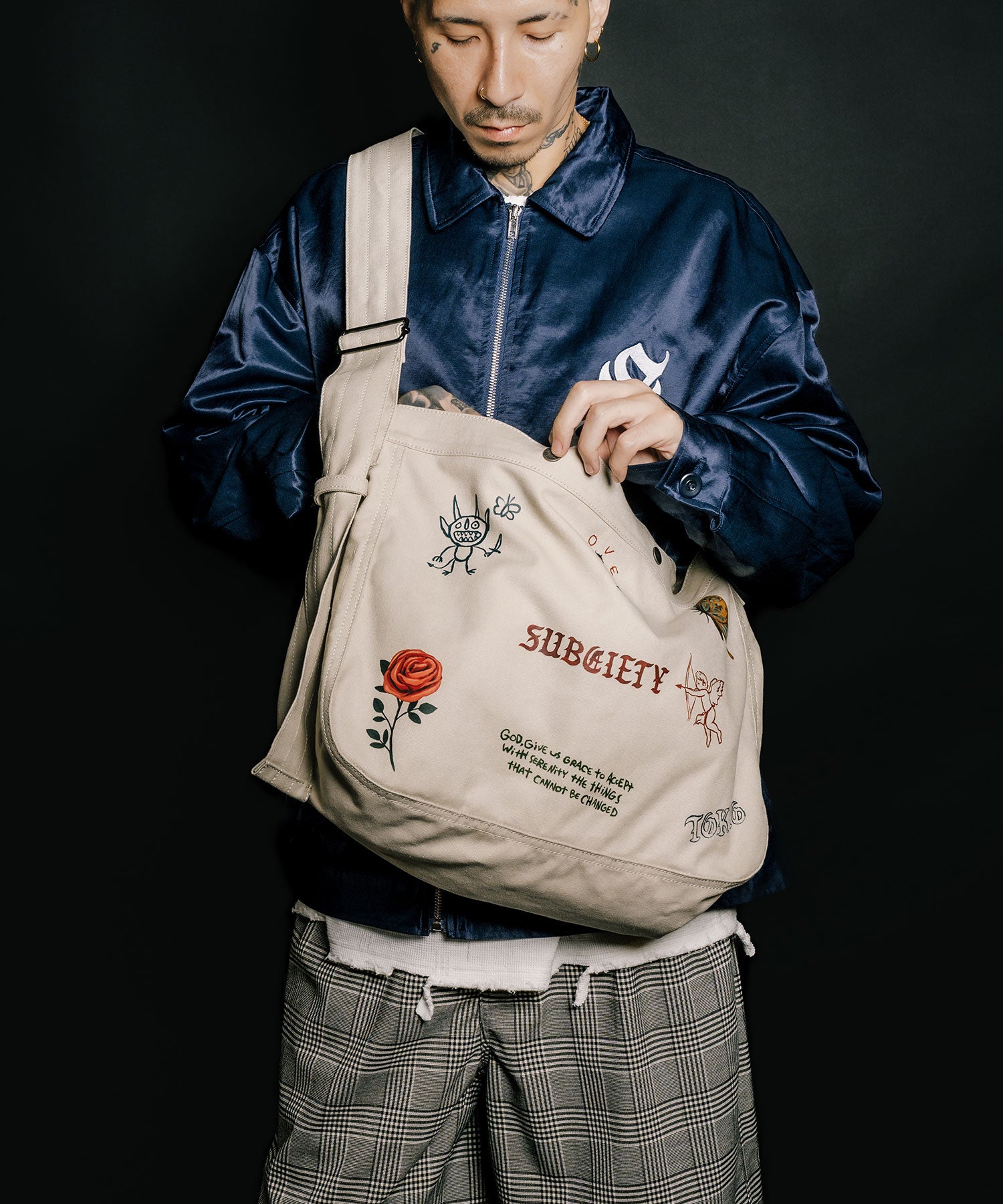 Memorial newspaper bag-thumbmail-6