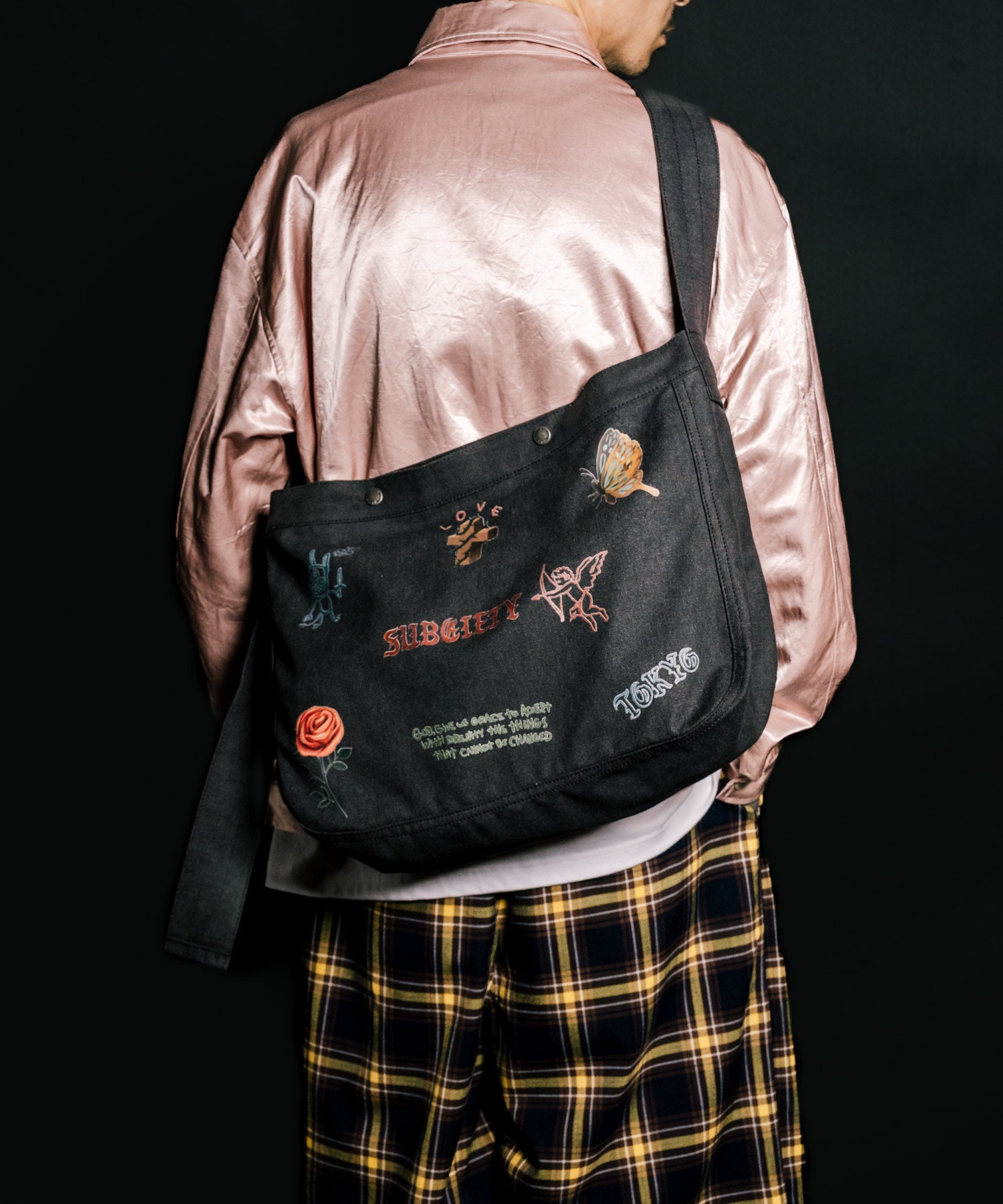 Memorial newspaper bag-thumbmail-9