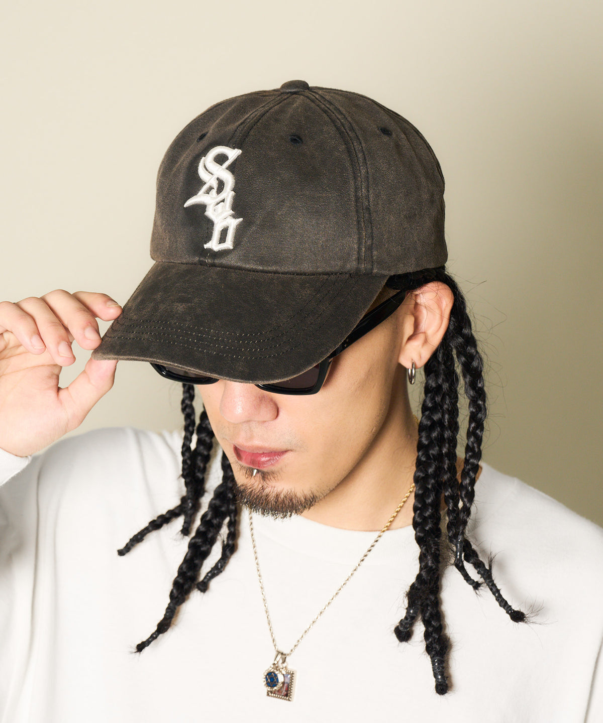 Fade faux leather cap-thumbmail-6