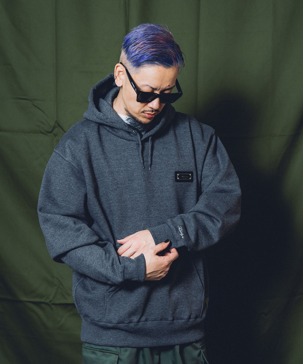 BRASS EMBLEM PARKA-thumbmail-4