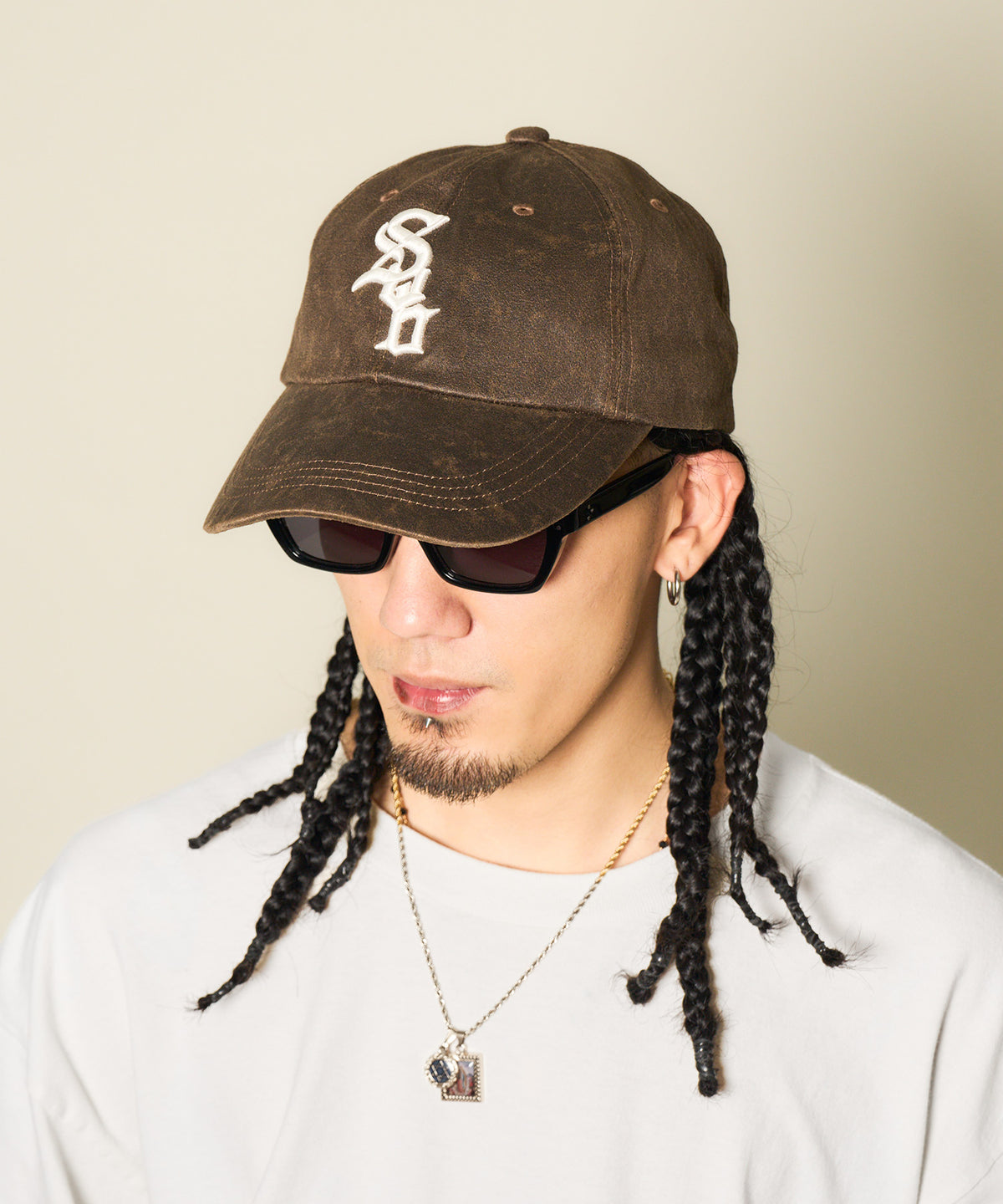 Fade faux leather cap-thumbmail-12
