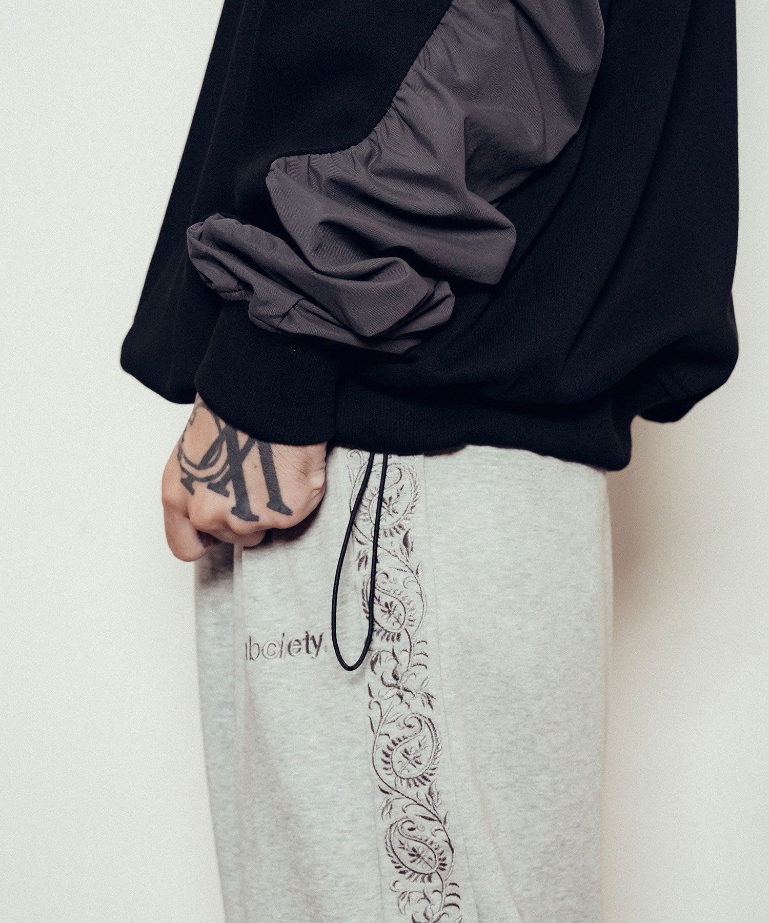 Nylon switched sweatshirt-thumbmail-8