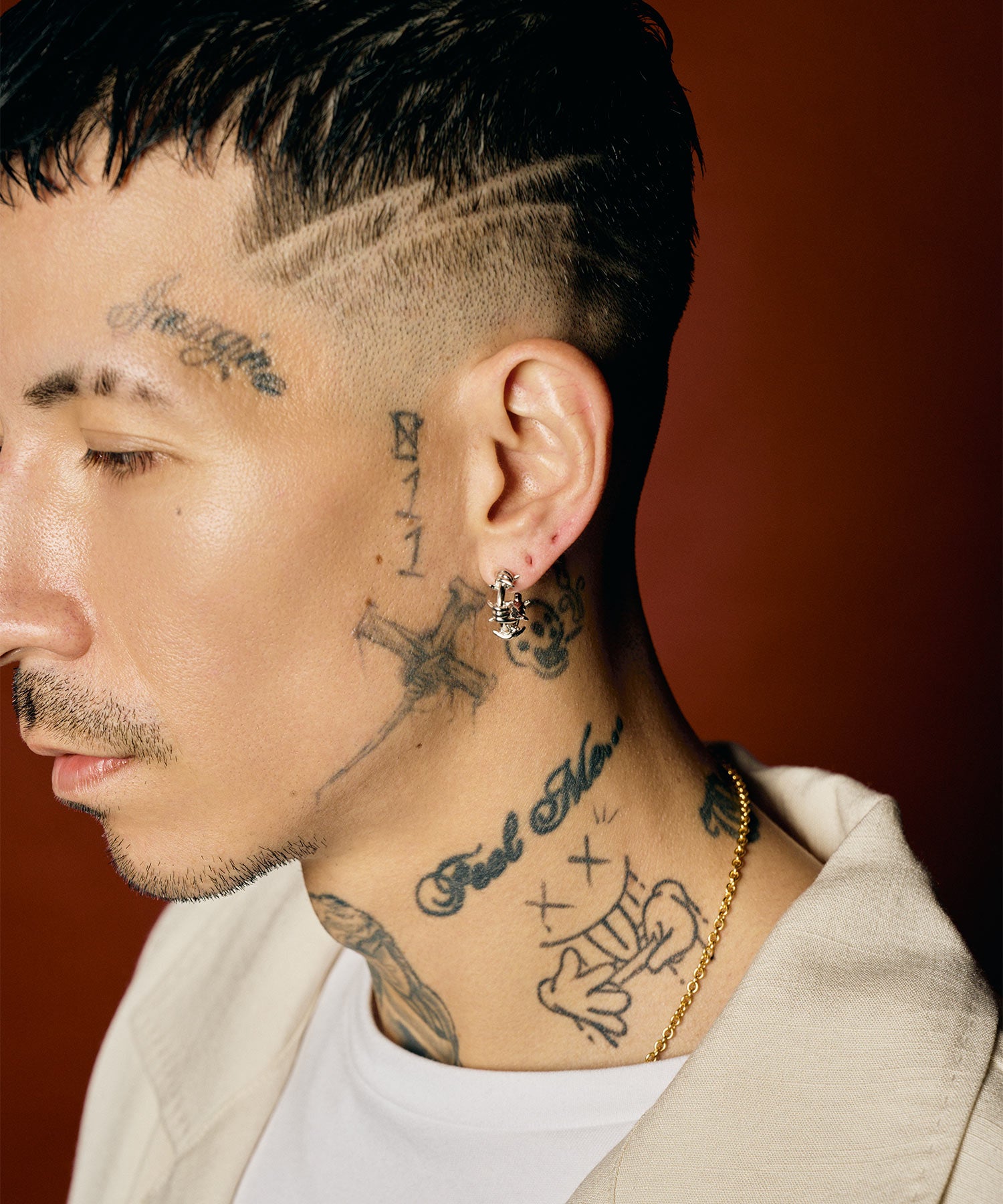 Barbed wire pierce